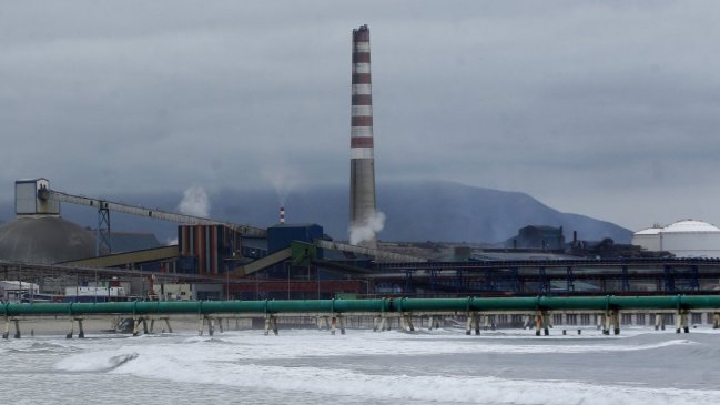 Gobierno evalúa cierre de fundición Ventanas de Codelco