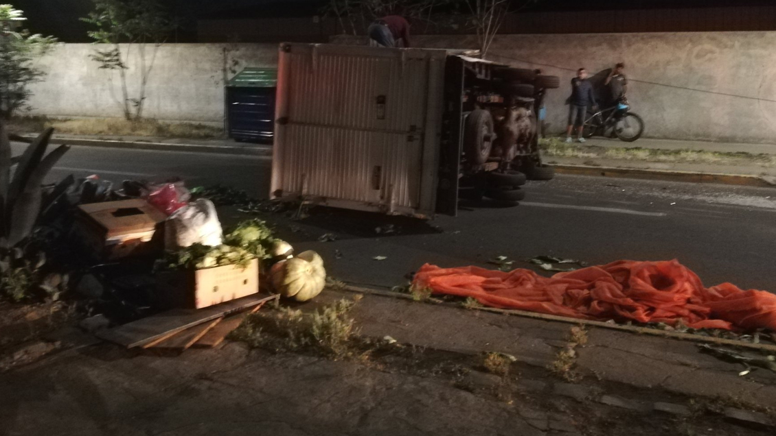 Conductor ebrio fue detenido tras desastroso choque en Independencia