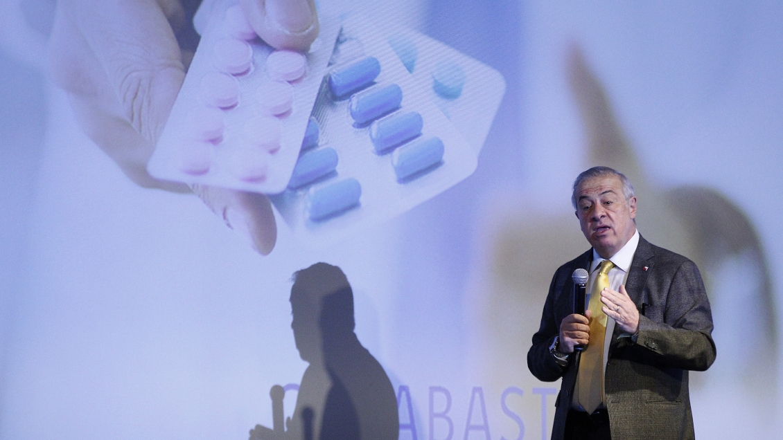 Minsal: Importación de medicamentos rompe el monopolio de los laboratorios