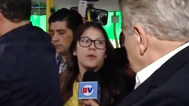 Don Francisco se subió a micro como notero de 