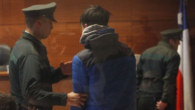 Tribunal condenó a tres liceanos por abusos sexuales y violación a un compañero de curso en Castro