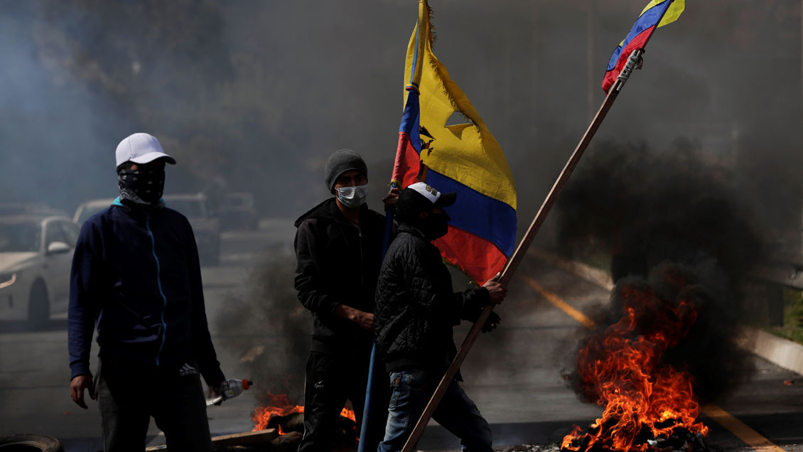 El toque de queda de Lenín Moreno pone en jaque diálogo para superar crisis social en Ecuador