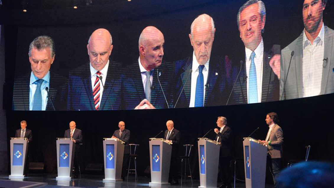 Macri y Fernández se enfrentaron en el primer debate presidencial en Argentina