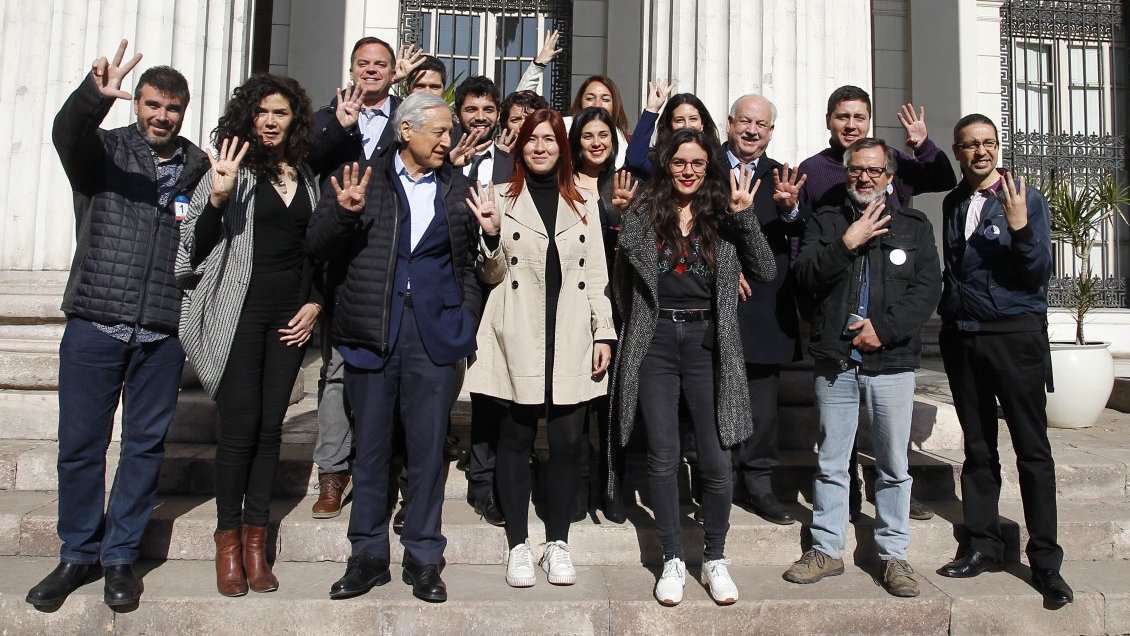 Oposición en pleno comprometió apoyo a proyecto que reduce la jornada laboral a 40 horas