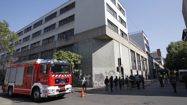 Chadwick pidió fiscal con dedicación exclusiva por incendio en el Instituto Nacional
