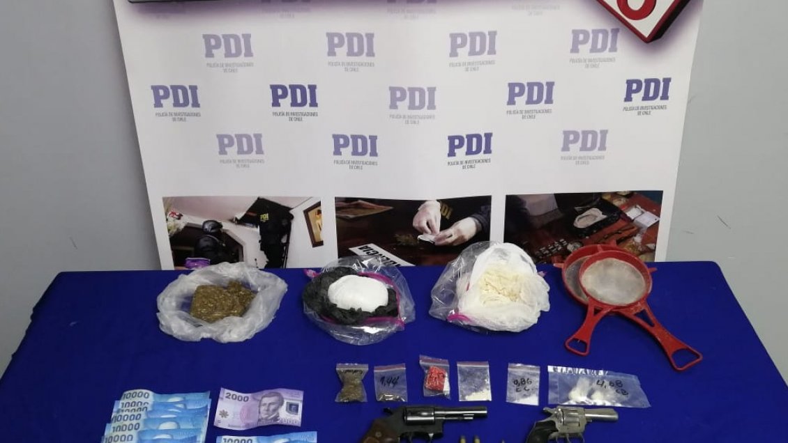 PDI detuvo a dos hombres acusados de microtráfico de drogas en Castro