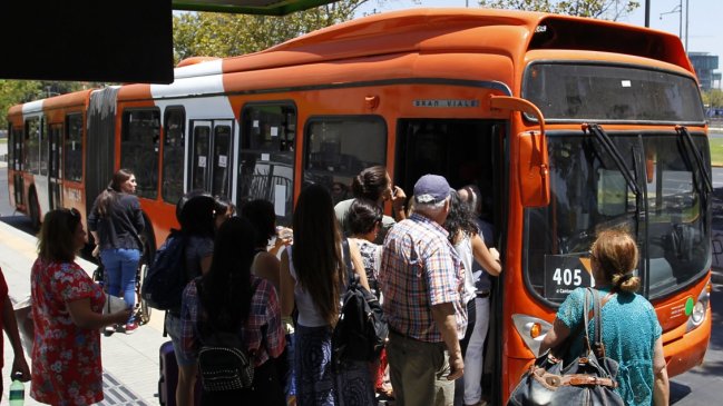 Así opera el panel de expertos que sube las tarifas del transporte público