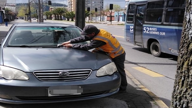 Transportes ha cursado casi 600 multas a conductores mal estacionados en el Biobío