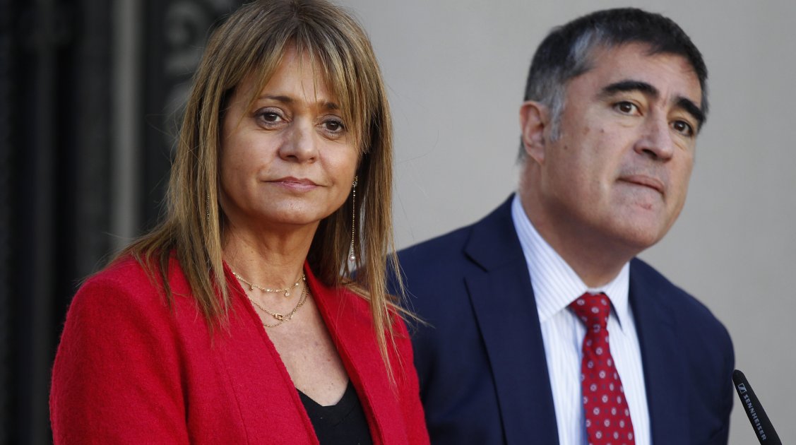 Van Rysselberghe a Desbordes: El adversario es la izquierda, no el Gobierno