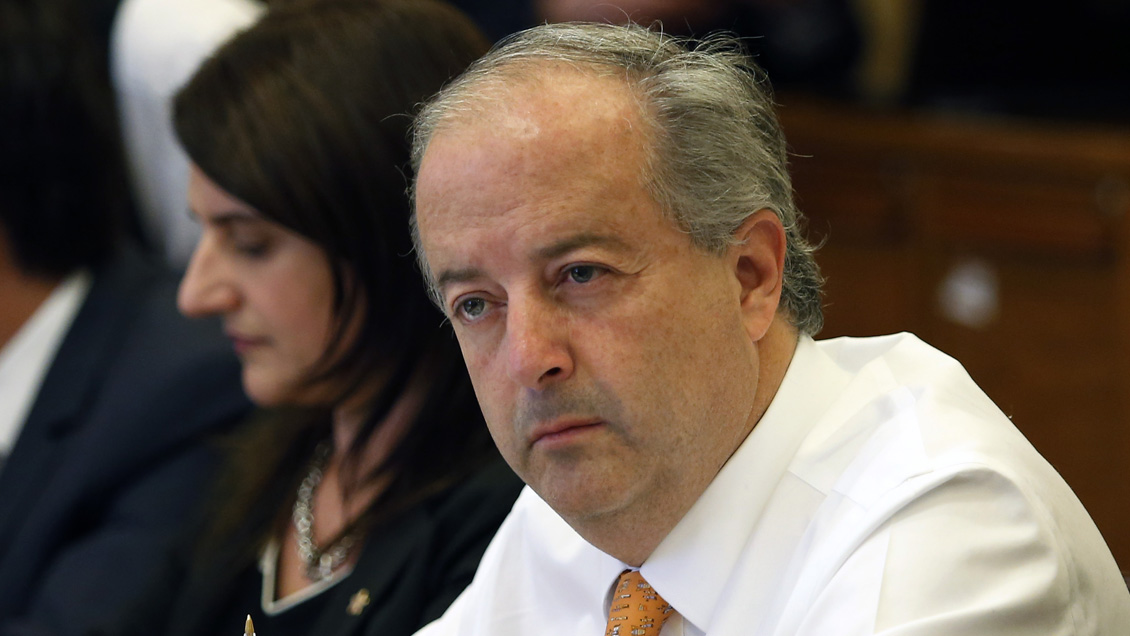 Ministro del Trabajo: Quien quiera hacer gallitos políticos a costa de las pensiones, se va a quedar solo