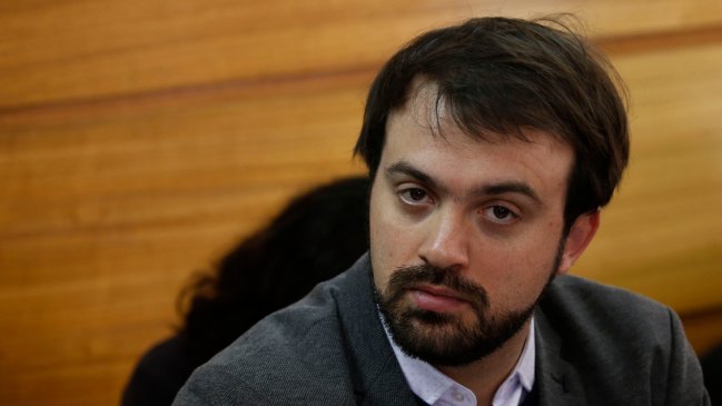 Jorge Sharp: El Frente Amplio tendrá que estar a la altura