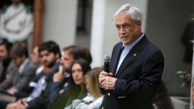 Sebastián Piñera presentó mesa de diálogo tras crisis social en el país