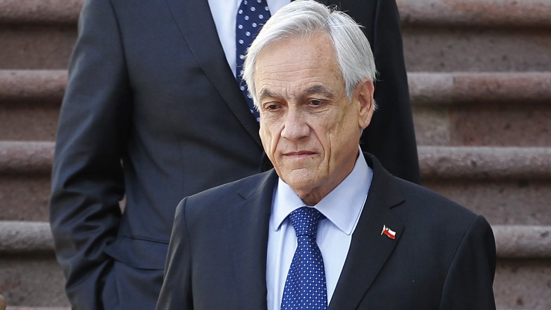 Cadem: Desplome en la aprobación de Piñera rompe un récord desde la transición