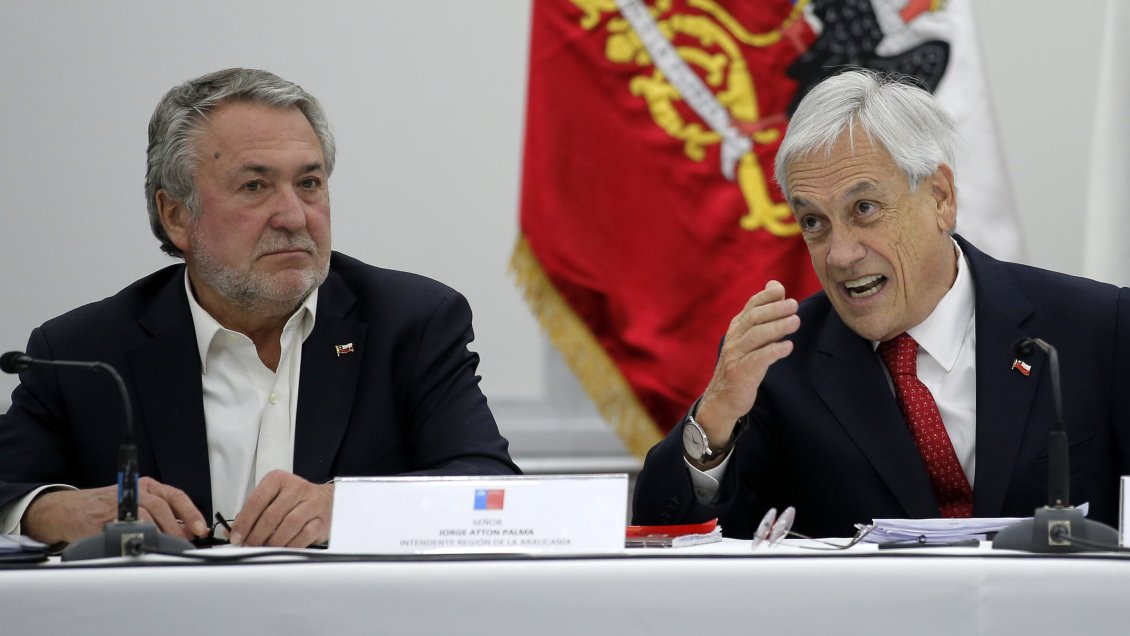 Intendente Atton: Hay que sacar a todos los dogmáticos que rodean a Piñera