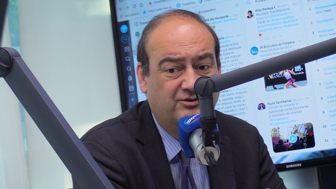 Los argumentos de Patricio Zapata para solicitar una nueva Constitución