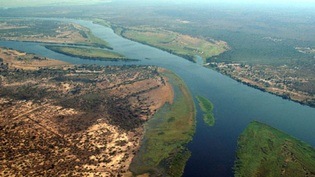 Todos los humanos modernos provienen del sur del río Zambeze  