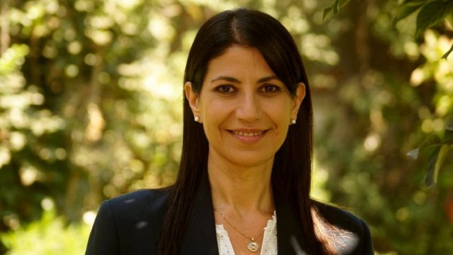 Gobernadora de Cordillera asumió como intendenta metropolitana subrogante