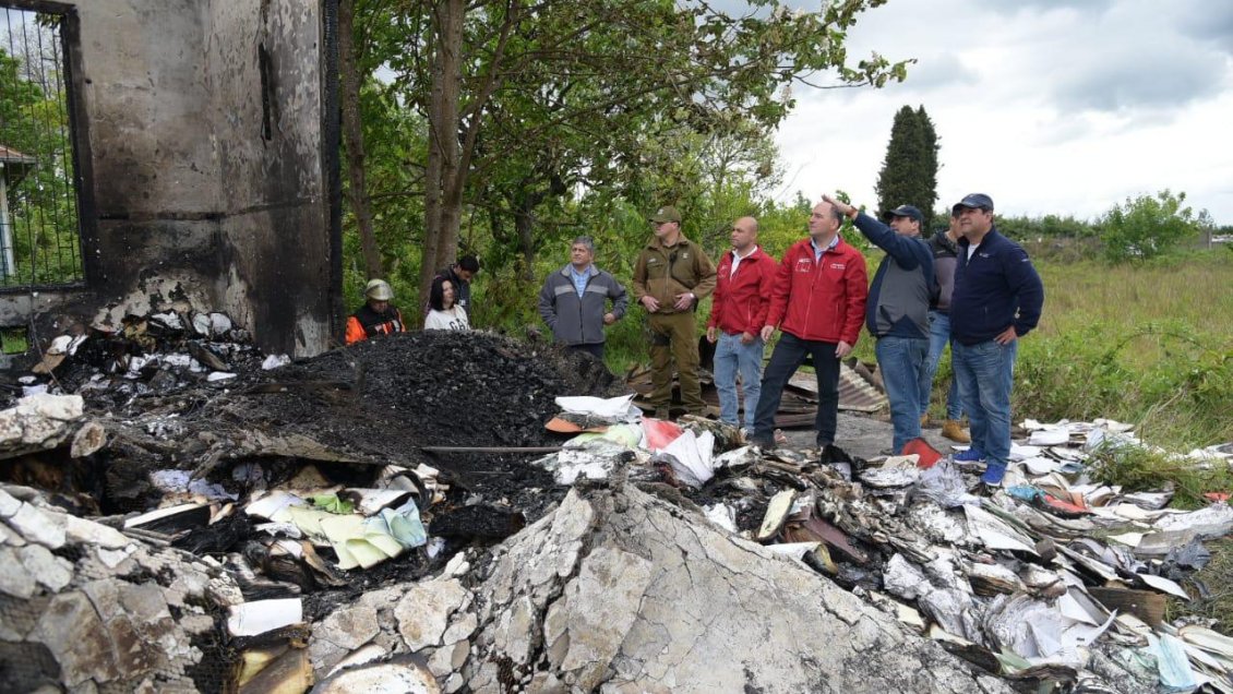 Presentarán querella por incendio que destruyó el antiguo hospital de Río Bueno