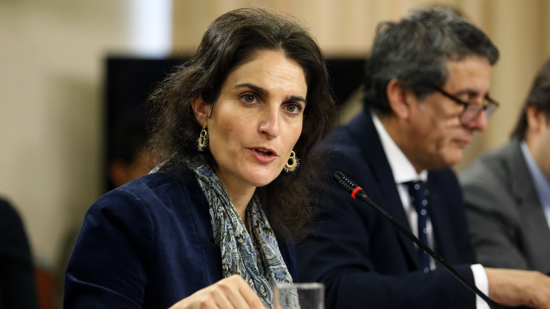 Ministra del Trabajo: Las pensiones son el tema más importante para la mayoría de chilenos