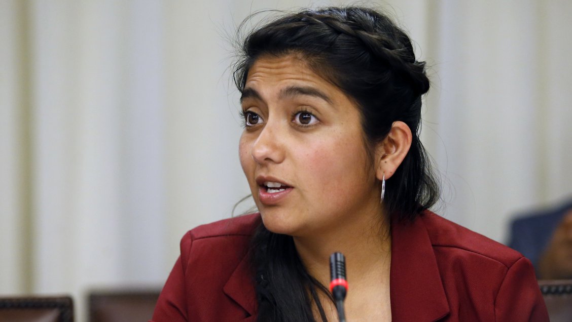 Comunes propone la condonación universal de todas las deudas por estudios