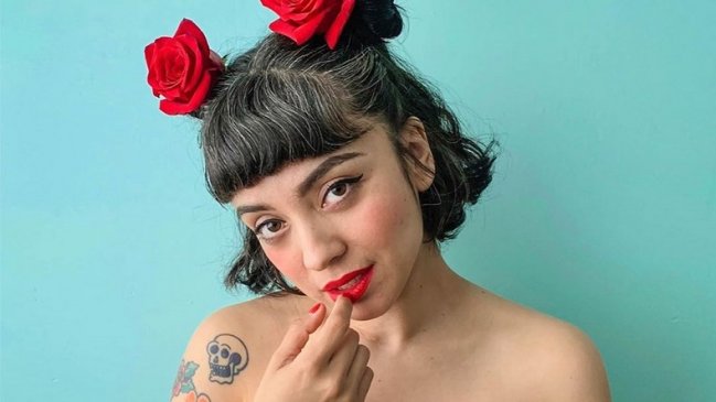 Mon Laferte agradeció premio MTV con mensaje contra los militares y se llenó de elogios