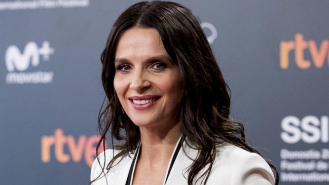 Juliette Binoche compartió imágenes de las movilizaciones en Chile
