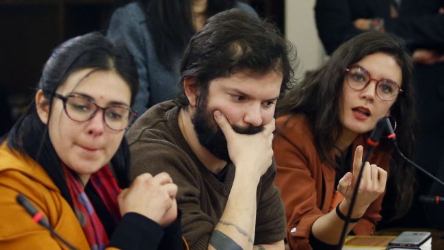 Diputados de Chile Vamos y de Kast piden destitución de comunistas y frenteamplistas