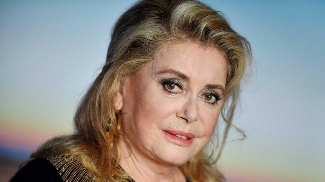Catherine Deneuve fue hospitalizada por accidente cerebrovascular