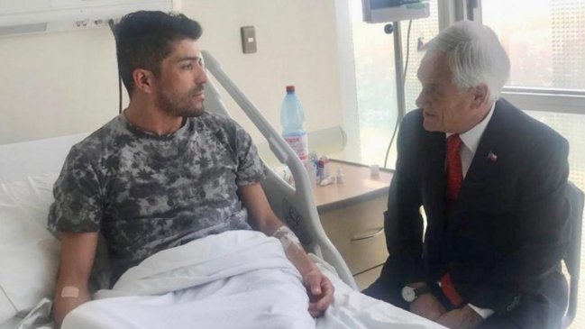 Presidente Piñera se reunió con civil herido en manifestaciones