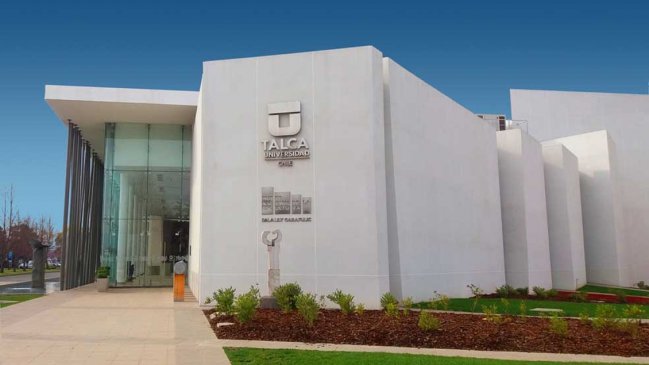 U. de Talca redistribuirá salarios: Rector ganará 30% menos y sueldo mínimo subirá a 500 mil pesos