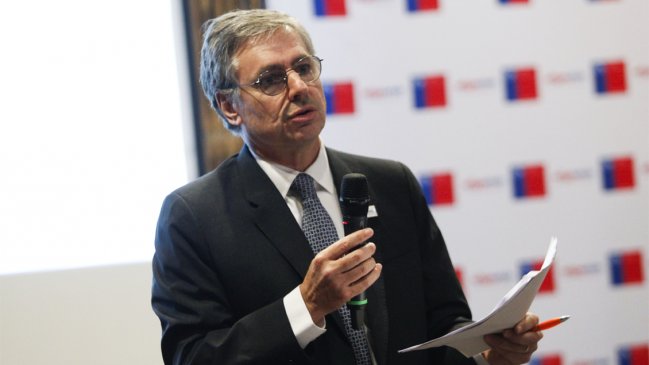 Cristóbal Lira, ex subsecretario de Prevención del Delito, asumió como nuevo alcalde de Lo Barnechea