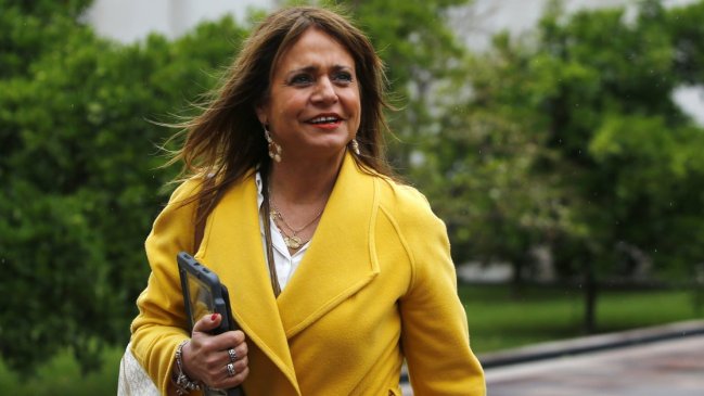 Van Rysselberghe tras ataque a sede: Los fiscales se dedican a perseguir a Carabineros