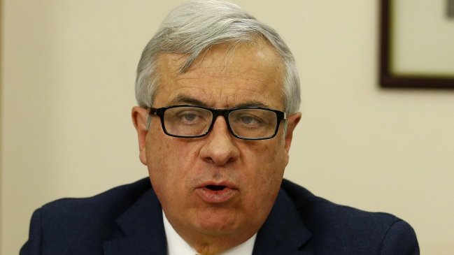 Mañalich tras funa y ataque a su auto: 