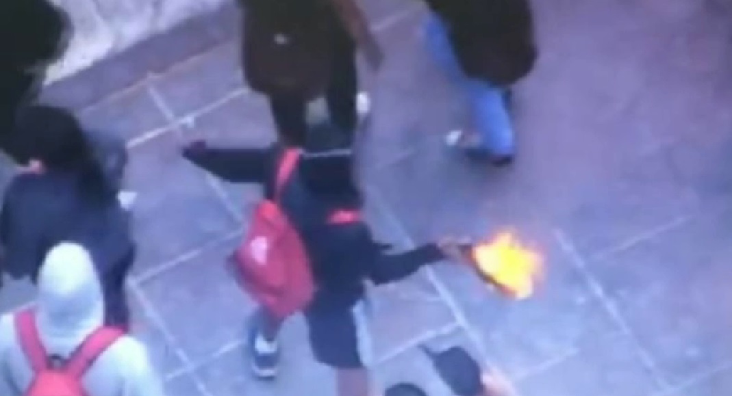 Detuvieron a adolescente acusado de arrojar una molotov a Carabineros en Antofagasta