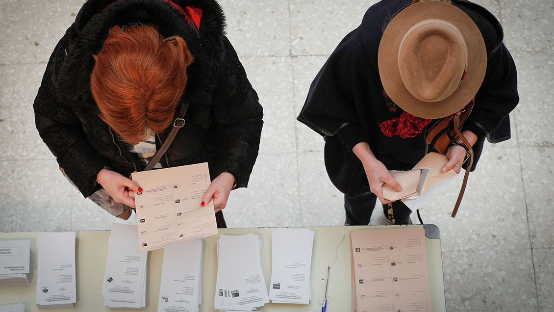 España vota este domingo en elecciones generales, las segundas en un año