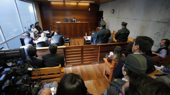 Cinco personas detenidas por saqueo a farmacia de Puerto Montt