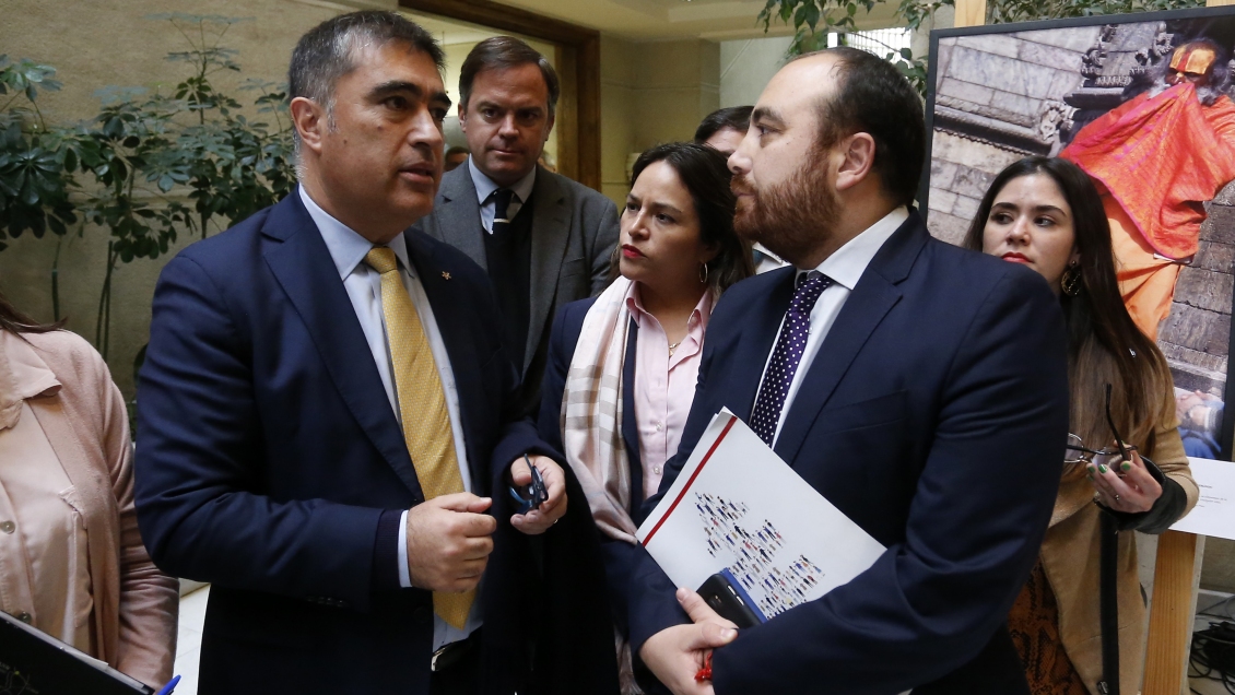 RN y DC urgen al Gobierno apurar proyectos de la agenda social