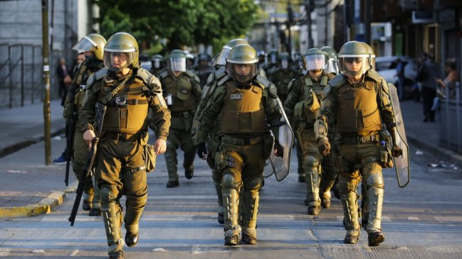 Senado rebajó a 1.000 pesos los gastos reservados de Carabineros