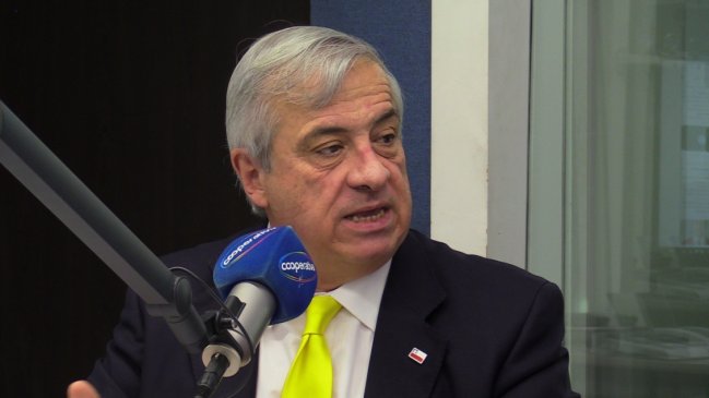 Ministro de Salud: Los medicamentos deben ser parte de la seguridad social