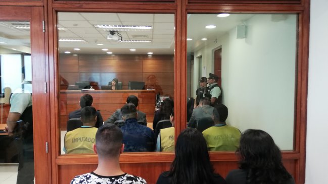 Decretan absolución y libertad para dos de los cuatro involucrados en homicidio afuera de club nocturno en Arica