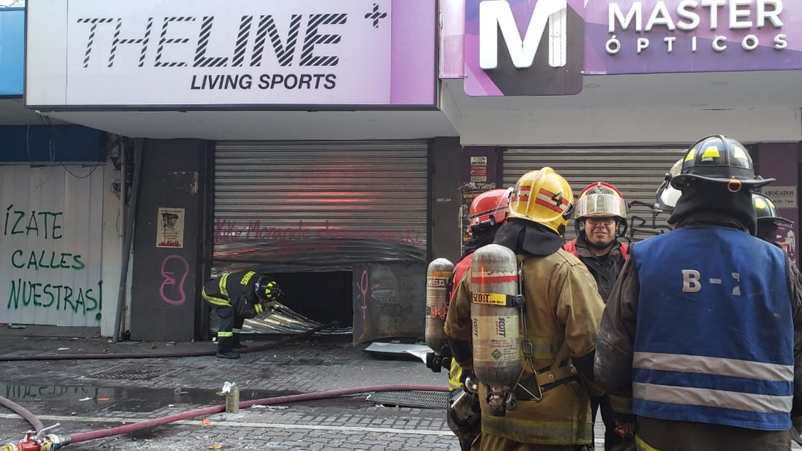Incendio afectó a locales saqueados del centro de Concepción