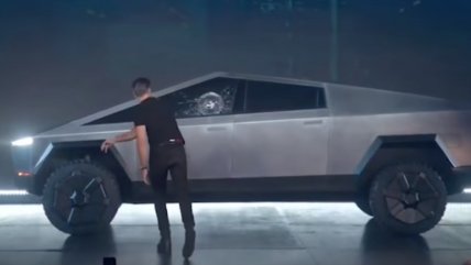 Auto de Tesla con vidrio 