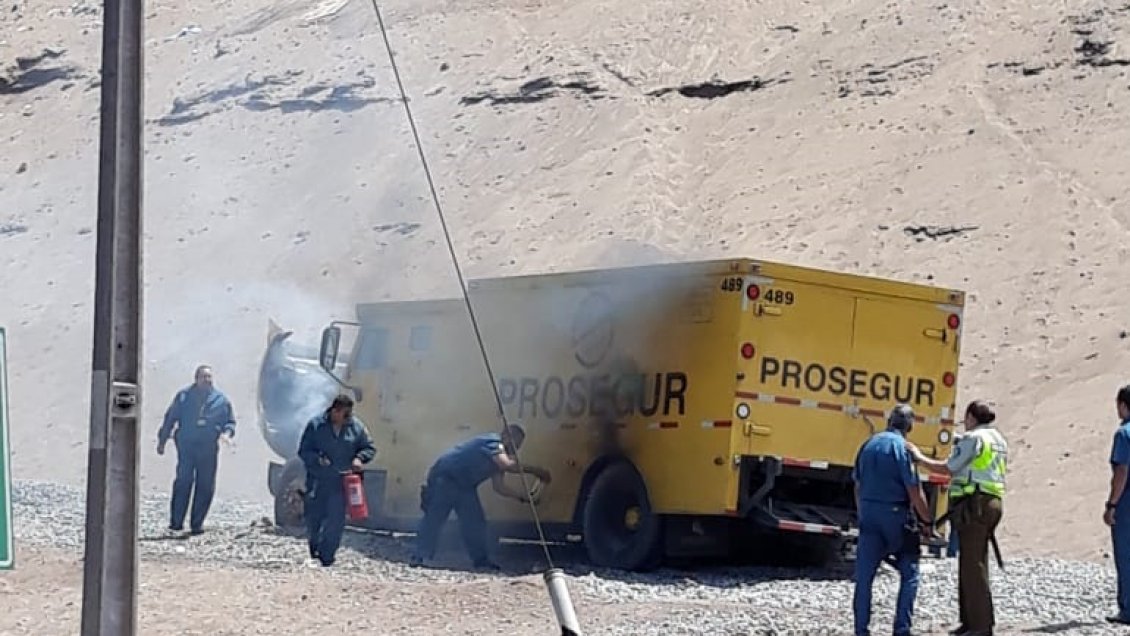 Camión de valores debió desviarse en pista de emergencia tras sufrir falla mecánica