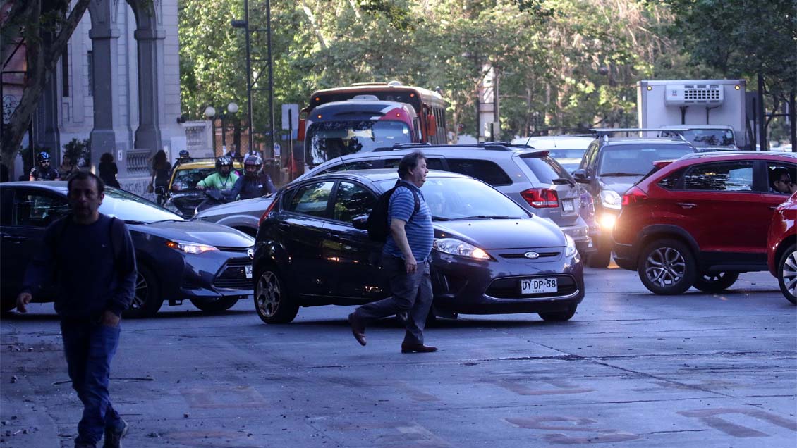 Ex consultor Cepal: Si no solucionamos el problema del transporte, va a haber recesión