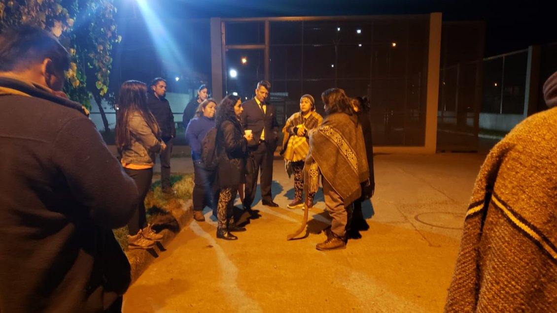 Comunidades denuncian lesiones a tres internos mapuche en la cárcel de Angol