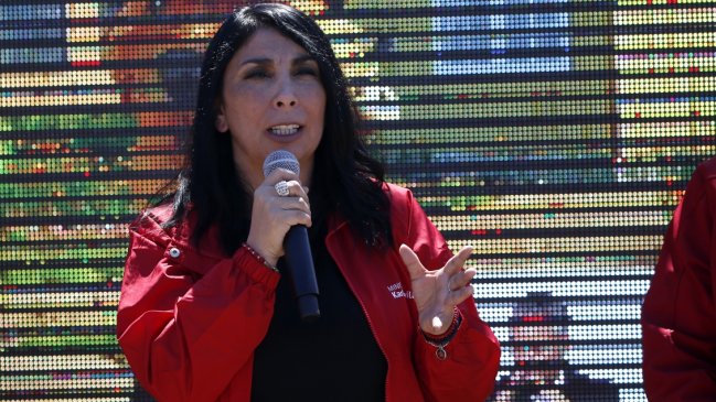 Ministra Rubilar critica a alcalde Sharp por presentar recurso contra Carabineros