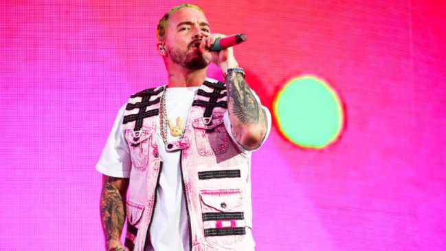 J Balvin cambia el discurso y le dedica palabras al Presidente de Colombia