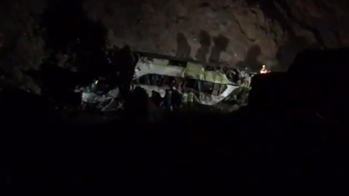 Tragedia en Taltal: Al menos 17 muertos al desbarrancarse un bus interprovincial