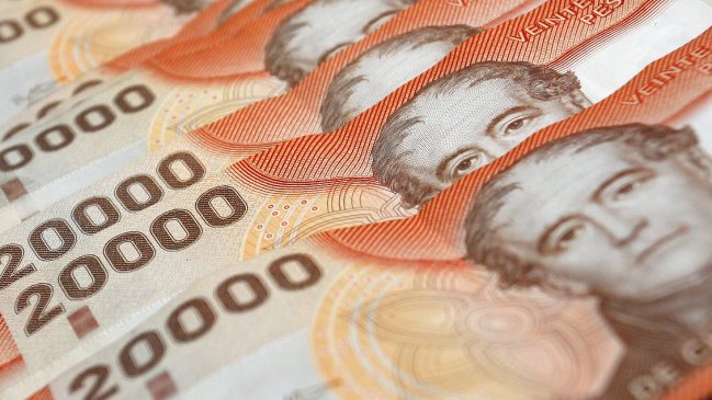 Ingreso mínimo garantizado: Negociación lleva el líquido a 301 mil pesos