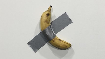  Artista vende plátano por más de 90 millones de pesos  